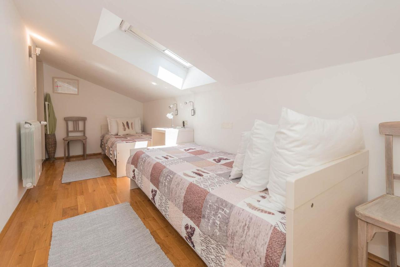 Apartment Maller *