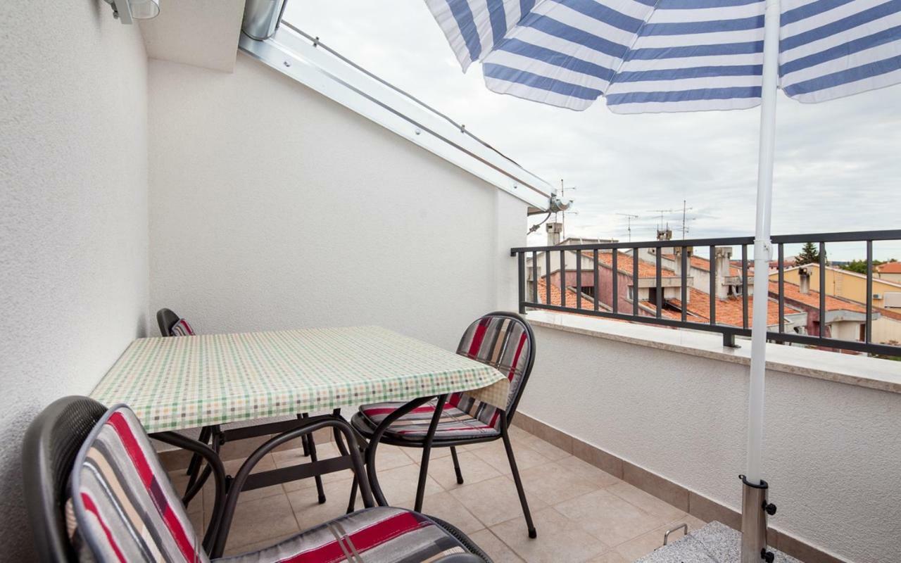 Apartment Maller
